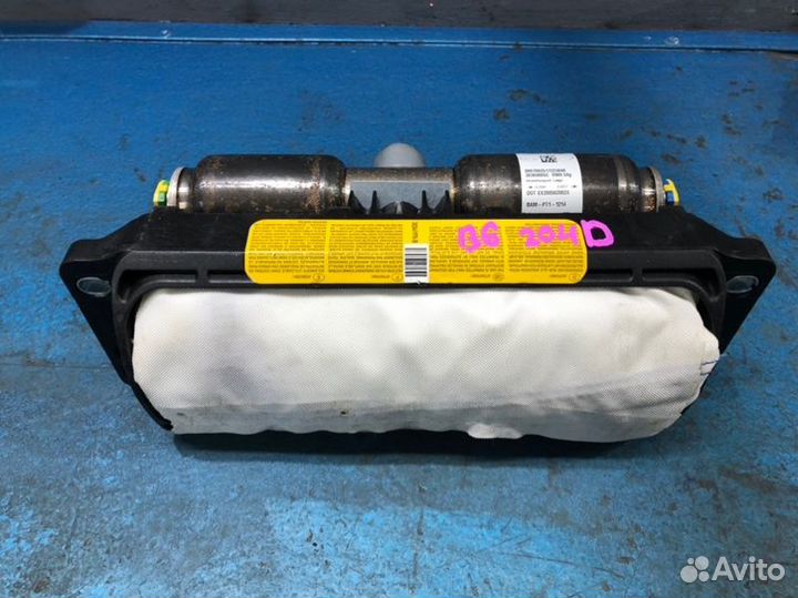 Подушка в торпеду Volkswagen Passat B6