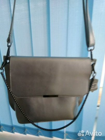 Сумка новая кожаная