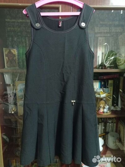 Школьная форма для девочки 134 серая с блузкой