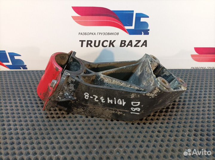 Кронштейн крыла заднего