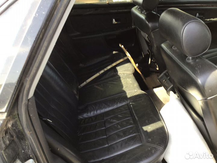 Салон на Audi A8