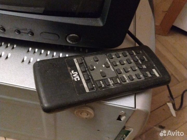 Телевизор jvc 14 дюймов рабочий с пультом