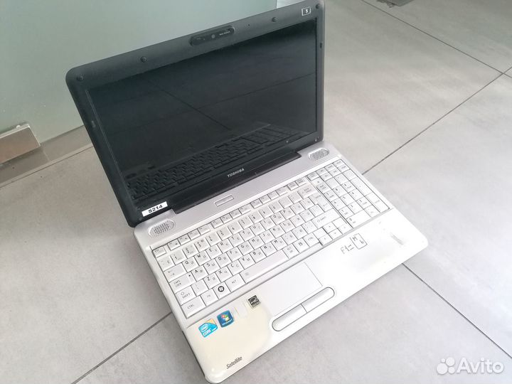 Ноутбук Toshiba Satellite L500, на запчасти