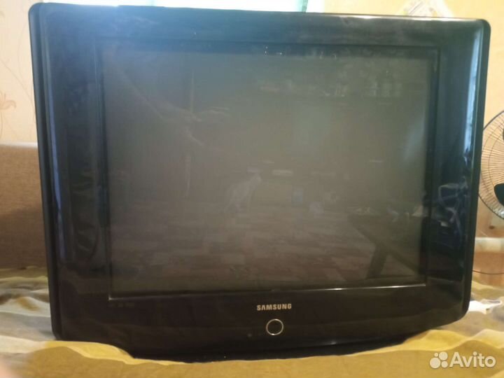 Продам телевизор