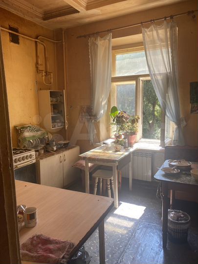 4-к. квартира, 93 м², 3/5 эт.