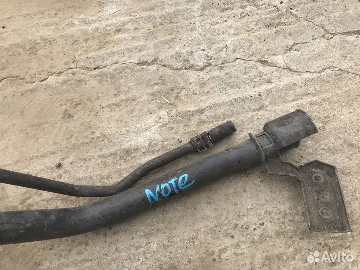 Nissan Note E11 Заливная горловина бака б/у