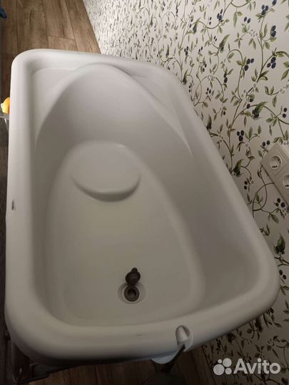 Пеленальный столик