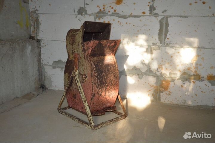 Легендарная урна пингвин. Бесплатно привезу