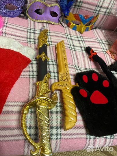 Новогодние аксессуары украшения маски шапочки