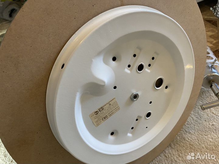 Светильник потолочный