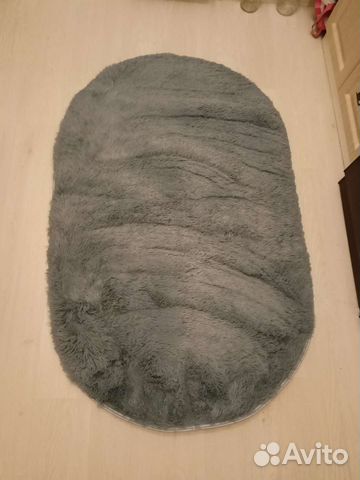 Овальный пушистый ковер