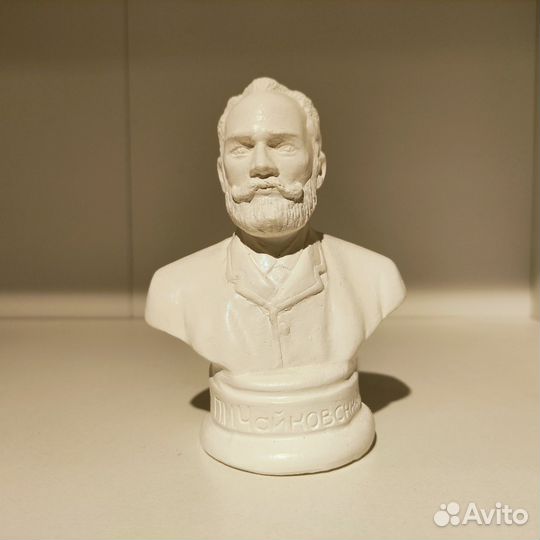 Бюст Чайковского из гипса