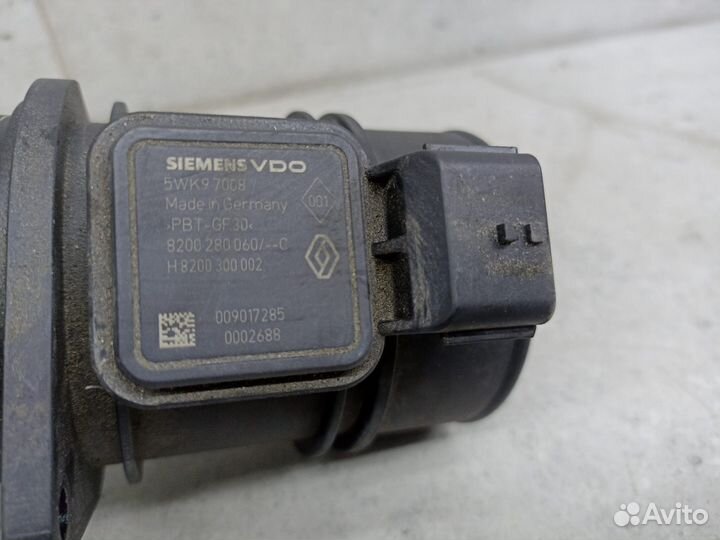 Расходомер воздуха Nissan Qashqai 2008 8200280060