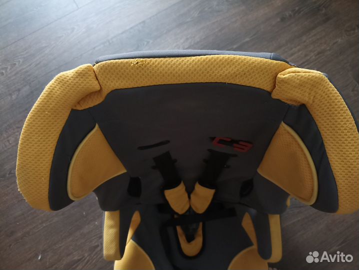 Детское автокресло 15 до 36 кг