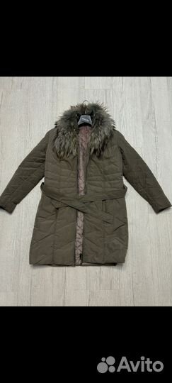 Женская зимнее пальто воротник мех натуральный