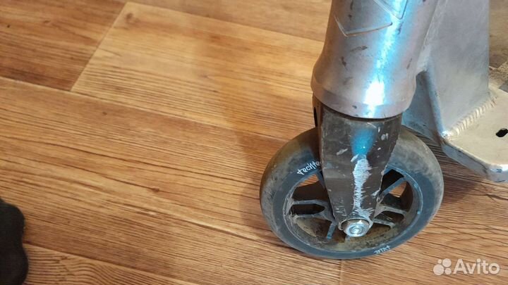 Запчасти для трюкового самоката