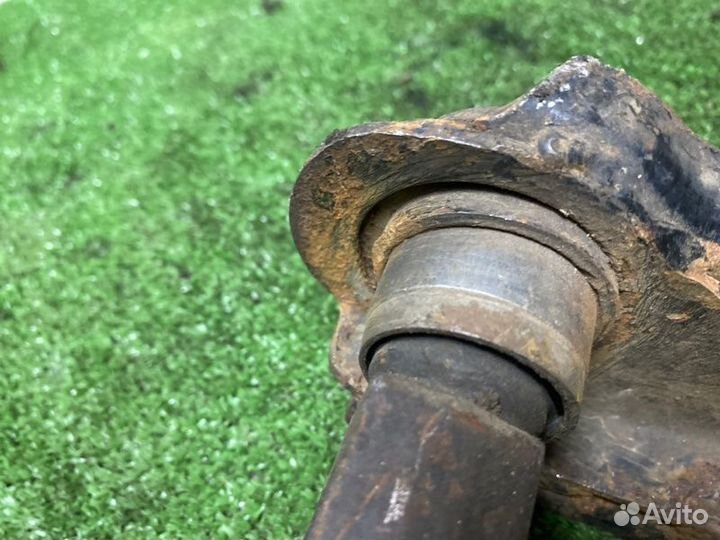 Рычаг подвески передний левый Great Wall Hover H2