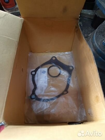 Помпа водяная GMB GWM27A