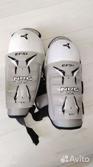 Щитки хоккейные, размер 10