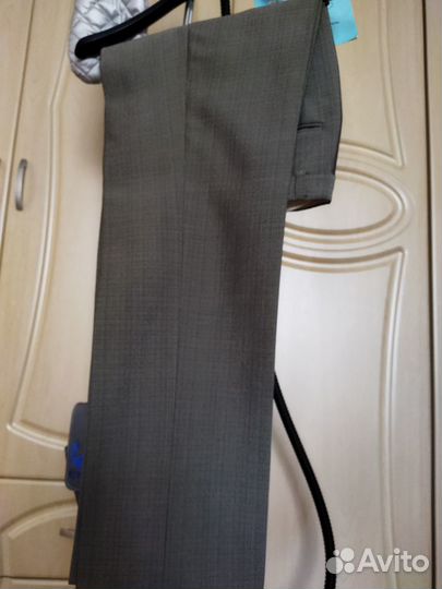 Мужской классический костюм, размер 48