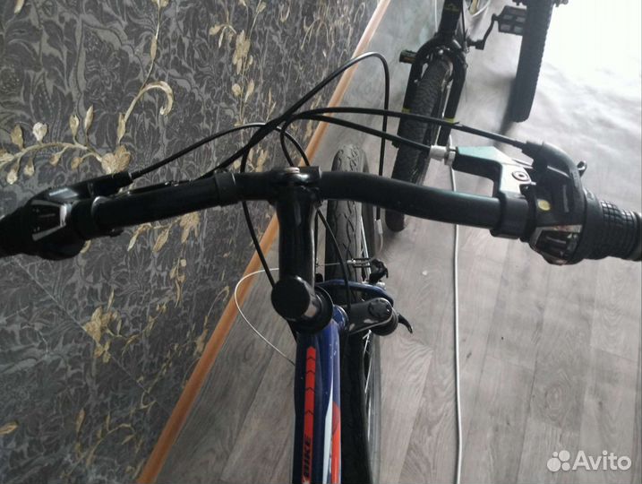 Велосипед бу горный двухподвесный 26