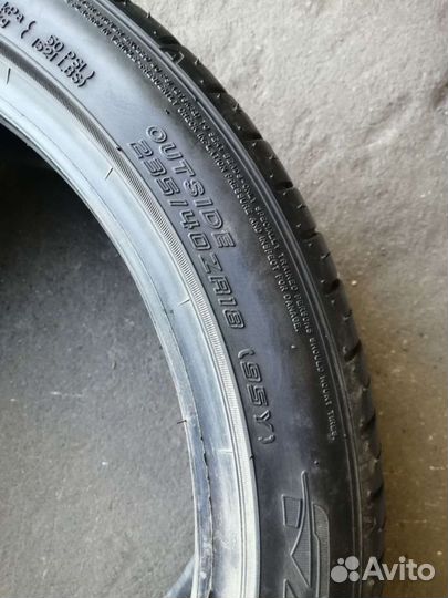 Falken Azenis FK-510 235/40 R18