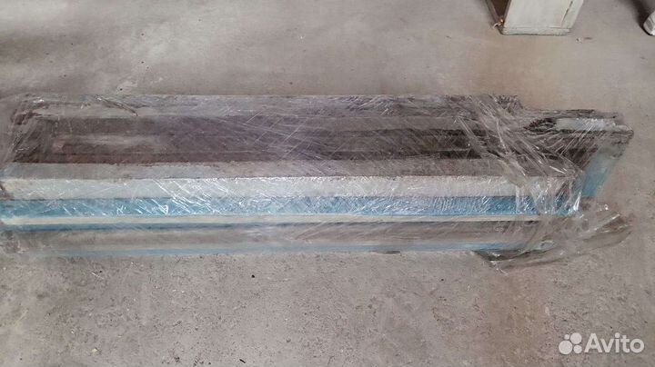 Посудник старинный