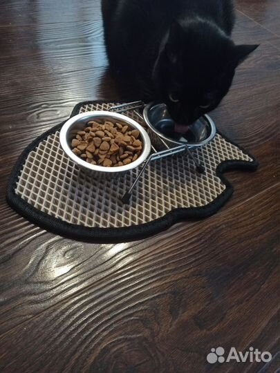 Коврик под миску 38*28 см