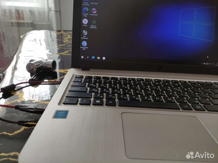 Ноутбук asus