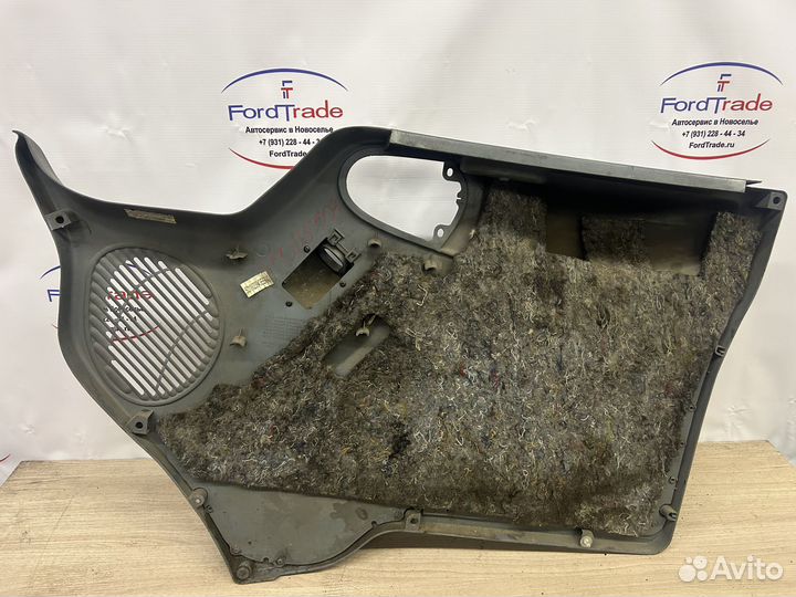 Обшивка передней левой двери Ford Transit 06-13