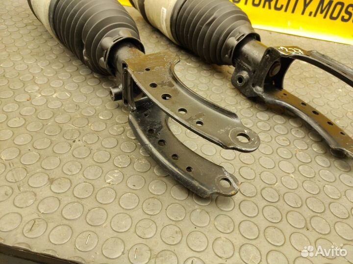 Пневмоамортизаторы комплект передние Volkswagen