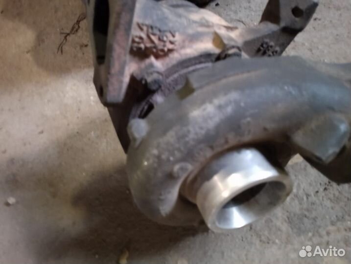 Трубина от Mersedes Benz 211 646 Мотор