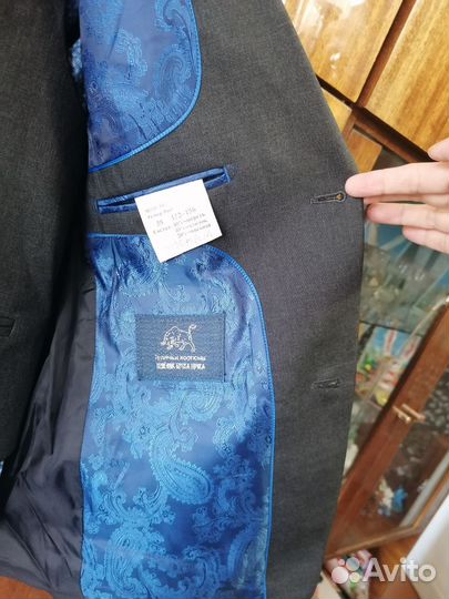 Пиджак школьный