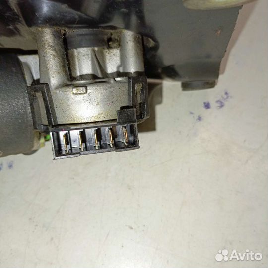 Передний моторчик стеклоочистителя MitsubishiCaris