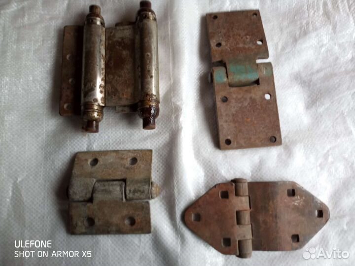 Петли для дверей