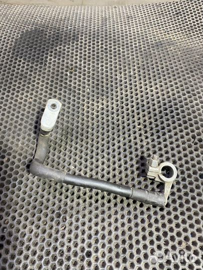 Клемма аккумулятора минус VW Passat B6 Пассат