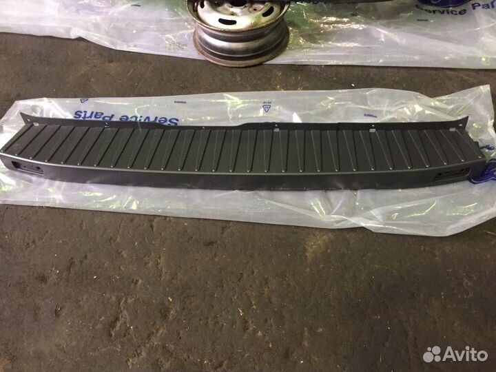 Задний бампер на Форд Транзит с 2014 по 2019г.в