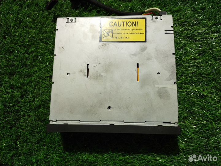 CD-Чейнджер Mercedes-Benz E-Class (W211)