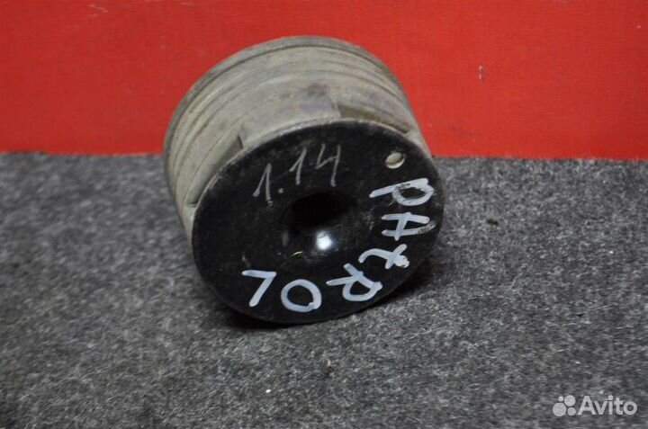 Подушка кузова Nissan Patrol Y61