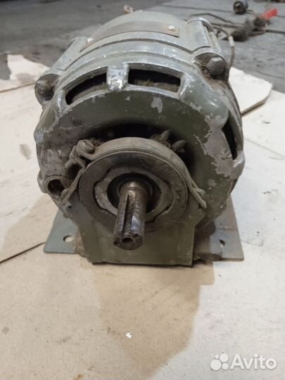 Рабочий лектродвигатель СССР