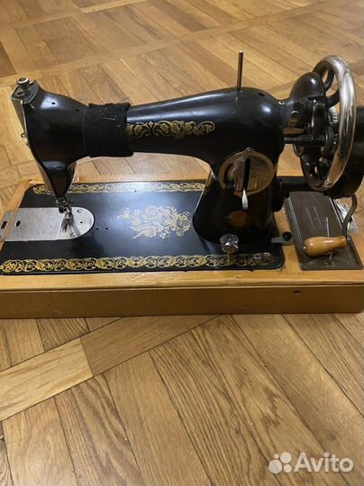 Швейная машинка подольская ручная