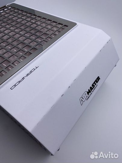 Маникюрная вытяжка