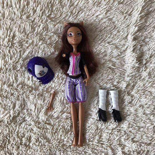 Кукла монстер хай клодин вульф