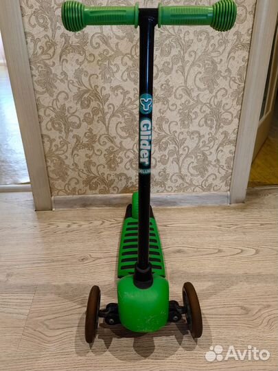 Самокат Glider deluxe