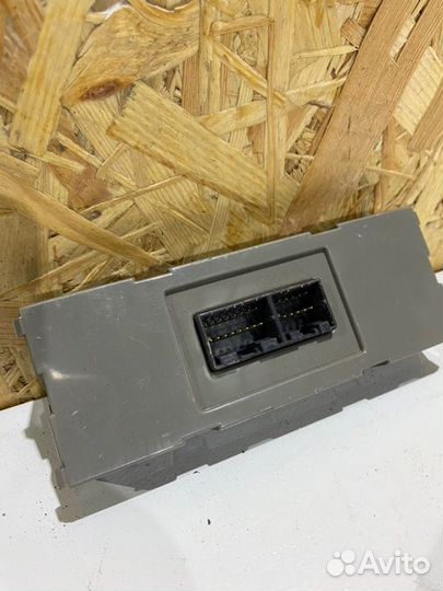 Блок управления светом Kia Spectra седан S6D 2006