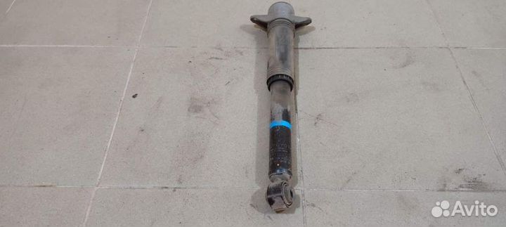 Амортизатор задний правый Toyota RAV 4 2019- 48530