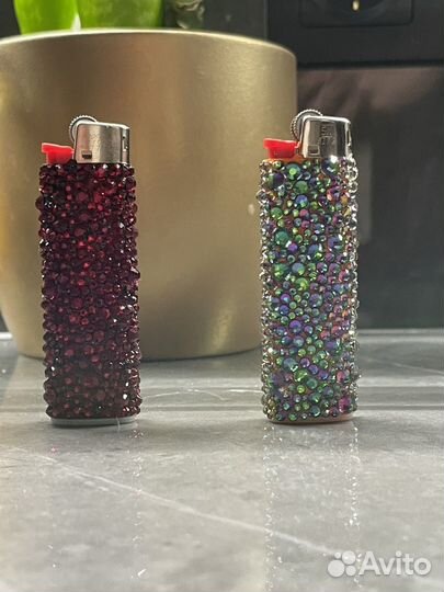 Зажигалка bic в стразах