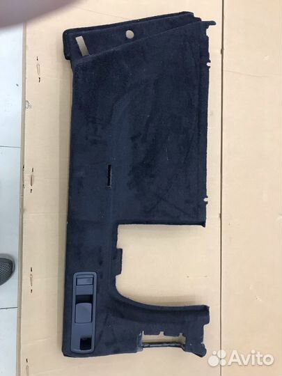 Обшивка багажника X7 (левая)
