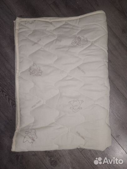 Одеяло для новорожденных стеганное
