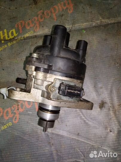 Трамблер Renault 19